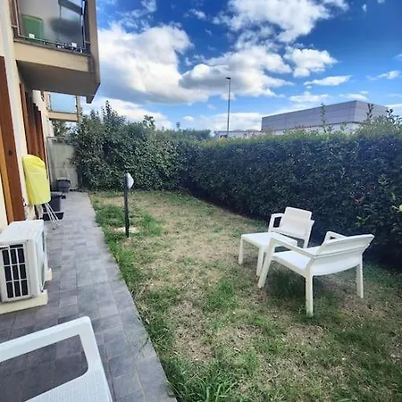 Glamour House, Comoda A Tutti I Servizi * Πάρμα