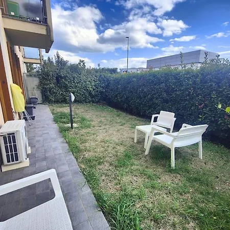 Glamour House, Comoda A Tutti I Servizi Πάρμα