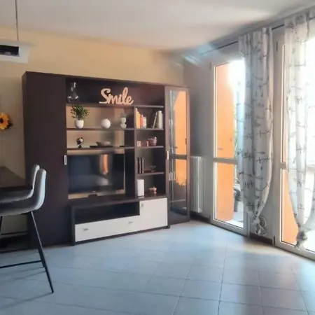 Glamour House, Comoda A Tutti I Servizi Appartamento Parma