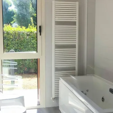 Appartamento Glamour House, Comoda A Tutti I Servizi Parma