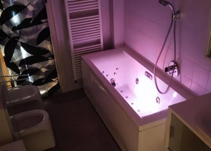 Glamour House, Comoda A Tutti I Servizi Apartament *