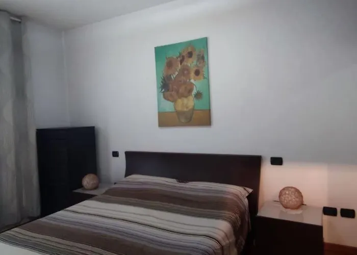 Glamour House, Comoda A Tutti I Servizi