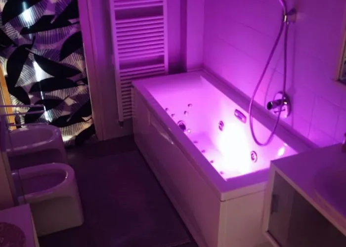 Glamour House, Comoda A Tutti I Servizi