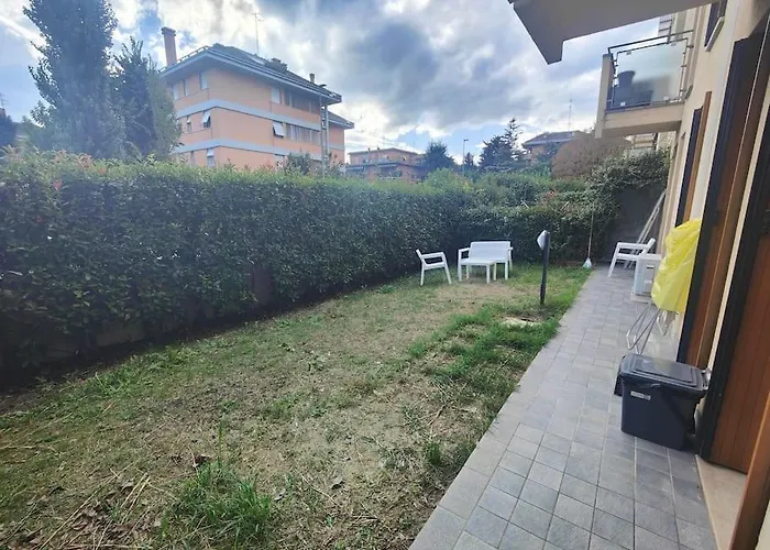 Glamour House, Comoda A Tutti I Servizi Apartament