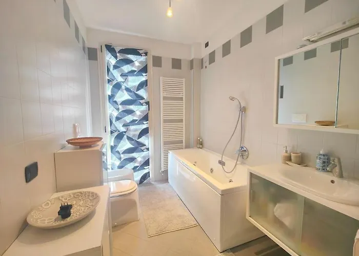 Glamour House, Comoda A Tutti I Servizi Apartament